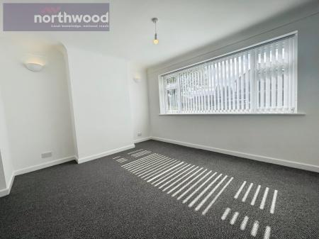 3 bedroom Semi-detached house to let in Pool Lane, Upton, Wirral, CH49