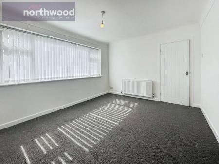 3 bedroom Semi-detached house to let in Pool Lane, Upton, Wirral, CH49