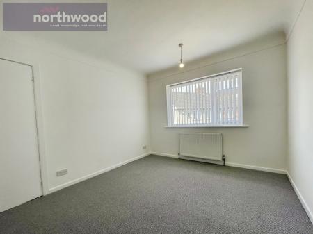 3 bedroom Semi-detached house to let in Pool Lane, Upton, Wirral, CH49