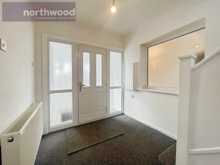 3 bedroom Semi-detached house to let in Pool Lane, Upton, Wirral, CH49