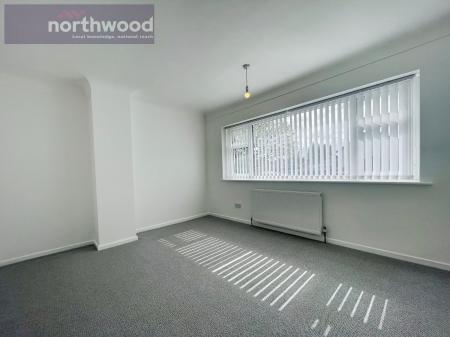 3 bedroom Semi-detached house to let in Pool Lane, Upton, Wirral, CH49