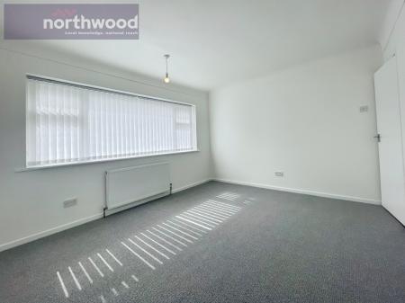 3 bedroom Semi-detached house to let in Pool Lane, Upton, Wirral, CH49