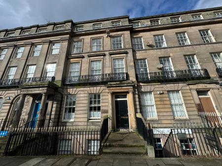 1 bedroom Flat to let in Hamilton Square, Birkenhead, Wirral, CH41