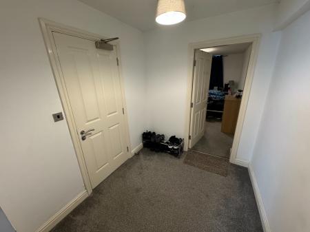 1 bedroom Flat to let in Hamilton Square, Birkenhead, Wirral, CH41
