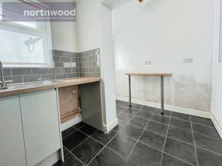 2 bedroom Terraced House to let in Maybank Road, Birkenhead, Wirral, CH42