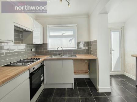 2 bedroom Terraced House to let in Maybank Road, Birkenhead, Wirral, CH42