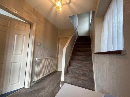 3 bedroom Semi-detached house to let in Kings Drive, Thingwall, Wirral, CH61