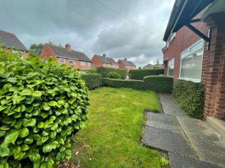 3 bedroom Semi-detached house to let in Kings Drive, Thingwall, Wirral, CH61