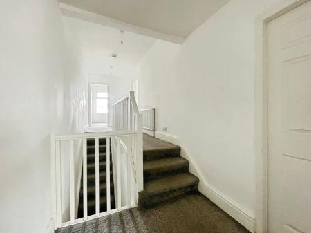 2 bedroom Flat to let in Hoylake Road, Moreton, Wirral, CH46