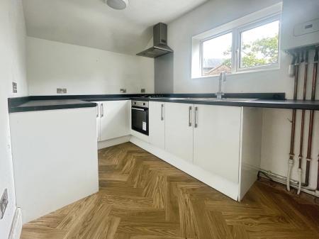 2 bedroom Flat to let in Hoylake Road, Moreton, Wirral, CH46