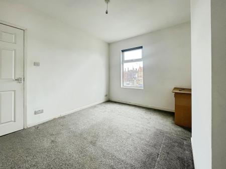 2 bedroom Flat to let in Hoylake Road, Moreton, Wirral, CH46