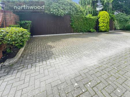3 bedroom Semi-detached house for sale in Cherry Tree Mews, Heswall, Wirral, CH60
