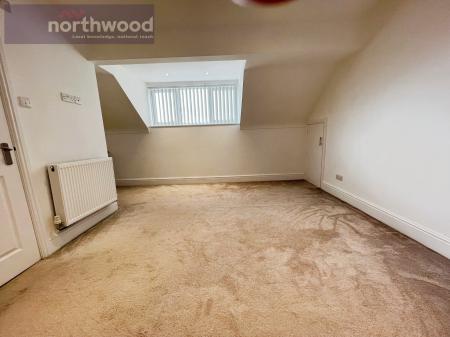 2 bedroom Maisonette to let in Thornton Road, Wallasey, Wirral, CH45