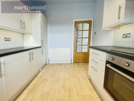 2 bedroom Maisonette to let in Thornton Road, Wallasey, Wirral, CH45