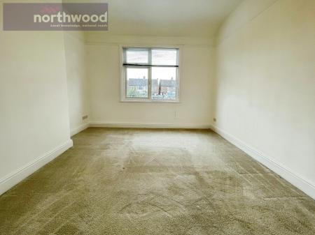 2 bedroom Maisonette to let in Thornton Road, Wallasey, Wirral, CH45