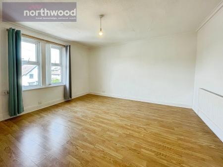 1 bedroom Flat to let in Seabank Road, Wallasey, Wirral, CH45