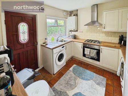 2 bedroom Terraced House to let in Hinderton Road, Neston, Wirral, CH64
