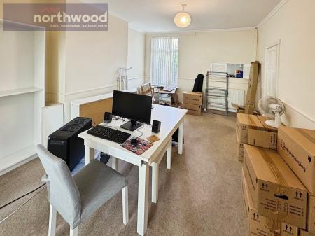 2 bedroom Terraced House to let in Hinderton Road, Neston, Wirral, CH64