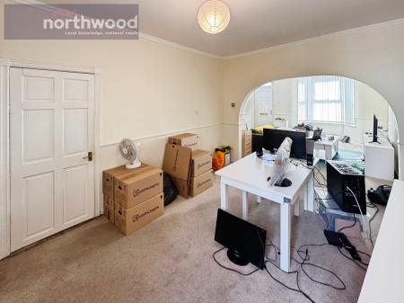 2 bedroom Terraced House to let in Hinderton Road, Neston, Wirral, CH64