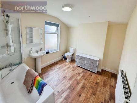 2 bedroom Terraced House to let in Hinderton Road, Neston, Wirral, CH64