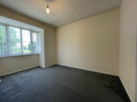 1 bedroom Flat to let in The Dell, Rock Ferry, Wirral, CH42