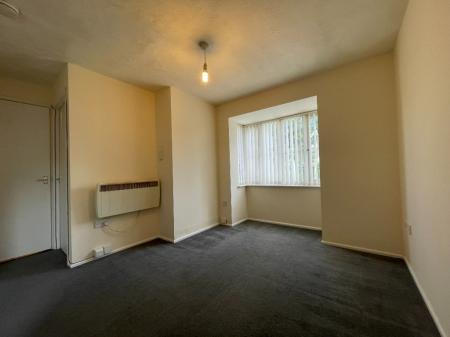 1 bedroom Flat to let in The Dell, Rock Ferry, Wirral, CH42