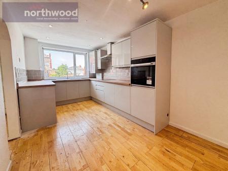 3 bedroom Town house to let in Radnor Drive, Wallasey, Wirral, CH45