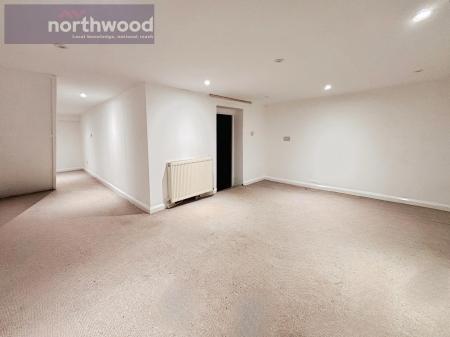 3 bedroom Town house to let in Radnor Drive, Wallasey, Wirral, CH45