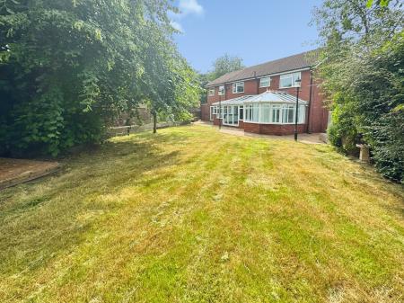 5 bedroom Detached house for sale in Sylvandale Grove, Bromborough, Wirral, CH62