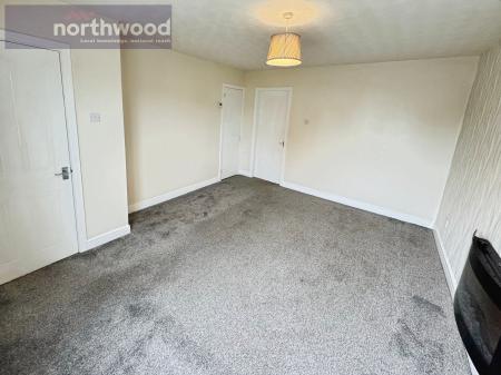 3 bedroom Semi-detached house to let in Wallingford Road, Upton, Wirral, CH49