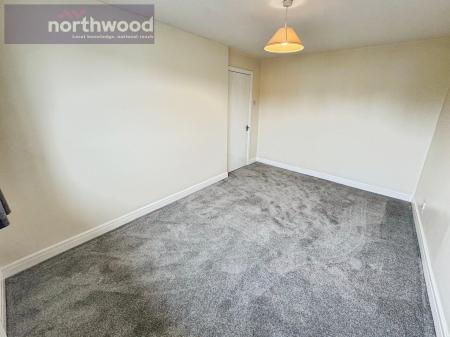 3 bedroom Semi-detached house to let in Wallingford Road, Upton, Wirral, CH49