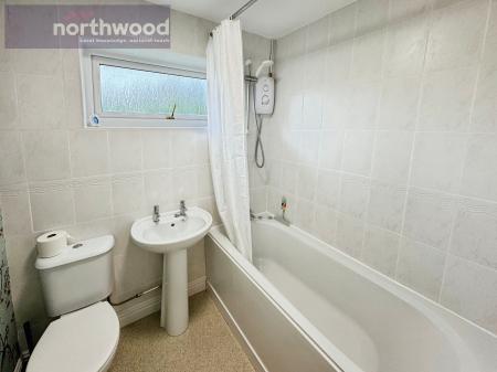 3 bedroom Semi-detached house to let in Wallingford Road, Upton, Wirral, CH49