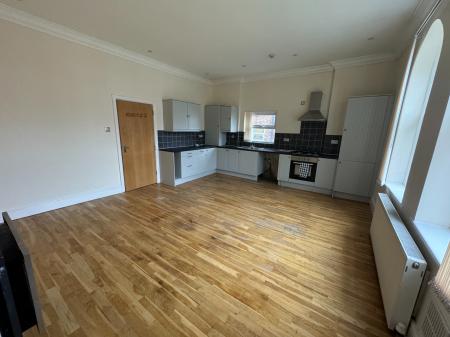 2 bedroom Flat to let in Barnard Road, Birkenhead, Wirral, CH43