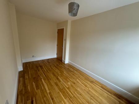 2 bedroom Flat to let in Barnard Road, Birkenhead, Wirral, CH43