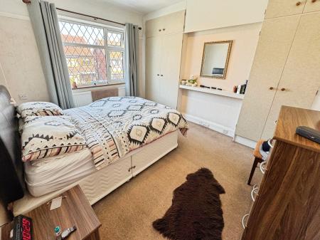 3 bedroom Semi-detached house for sale in St John's Road, Bromborough, CH62