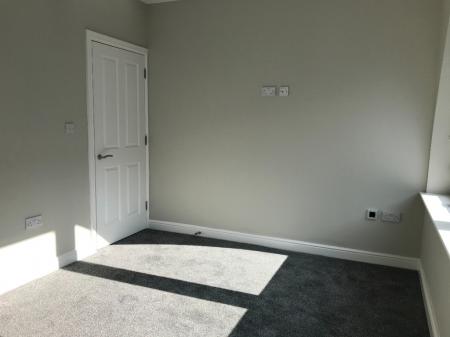 2 bedroom Flat to let in Canning Street, Birkenhead, Wirral, CH41