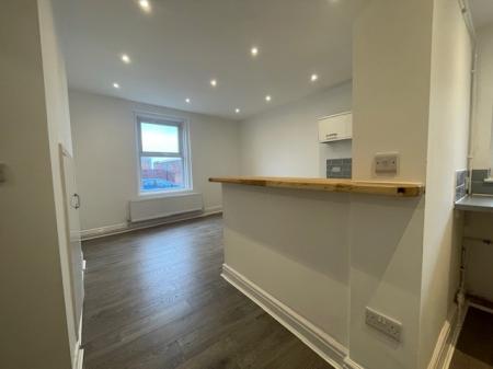 1 bedroom Flat to let in Virginia Road, New Brighton, Wirral, CH45