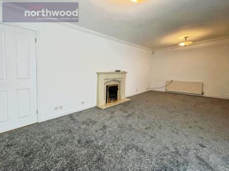 3 bedroom Semi-detached house to let in Birch Close, Oxton, Wirral, CH43