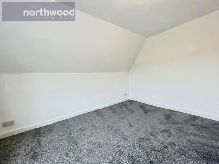 3 bedroom Semi-detached house to let in Birch Close, Oxton, Wirral, CH43
