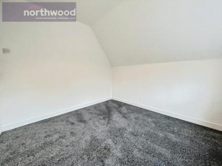 3 bedroom Semi-detached house to let in Birch Close, Oxton, Wirral, CH43