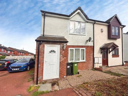 1 bedroom Flat to let in St Peters Mews, Rock Ferry, Wirral, CH42
