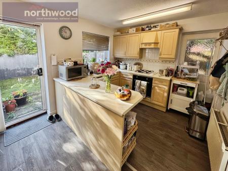 2 bedroom Terraced House for sale in Archers Green, Eastham, Wirral, CH62