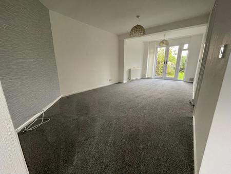 3 bedroom Semi-detached house to let in Allans Meadow, Neston, Wirral, CH64
