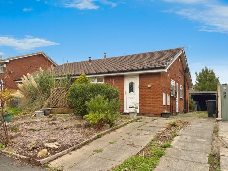 2 bedroom Semi-detached bungalow for sale in Cottesmore Way, Golborne, WA3