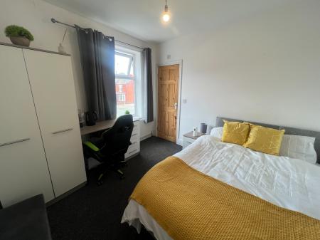 1 bedroom House share to let in St Helens Road, Leigh, Leigh, WN7