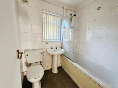 2 bedroom Semi-detached bungalow for sale in Whitstone Drive, Skelmersdale, WN8