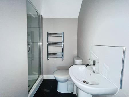 3 bedroom Detached house for sale in Springbank Gardens, Platt Bridge, Wigan, WN2