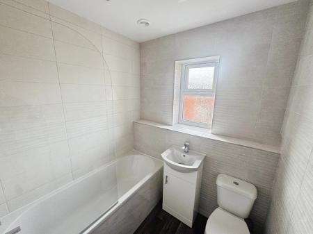 2 bedroom Semi-detached house to let in Kirkless Street, Wigan, WN1