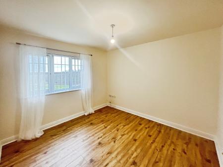 2 bedroom Flat to let in Meadowfields, Hindley Green, Wigan, WN2