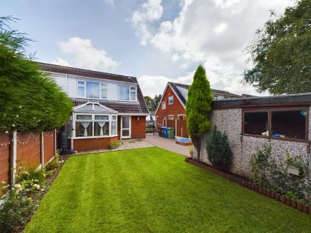 3 bedroom Semi-detached house for sale in Dereham Way, Winstanley, Wigan, WN3
